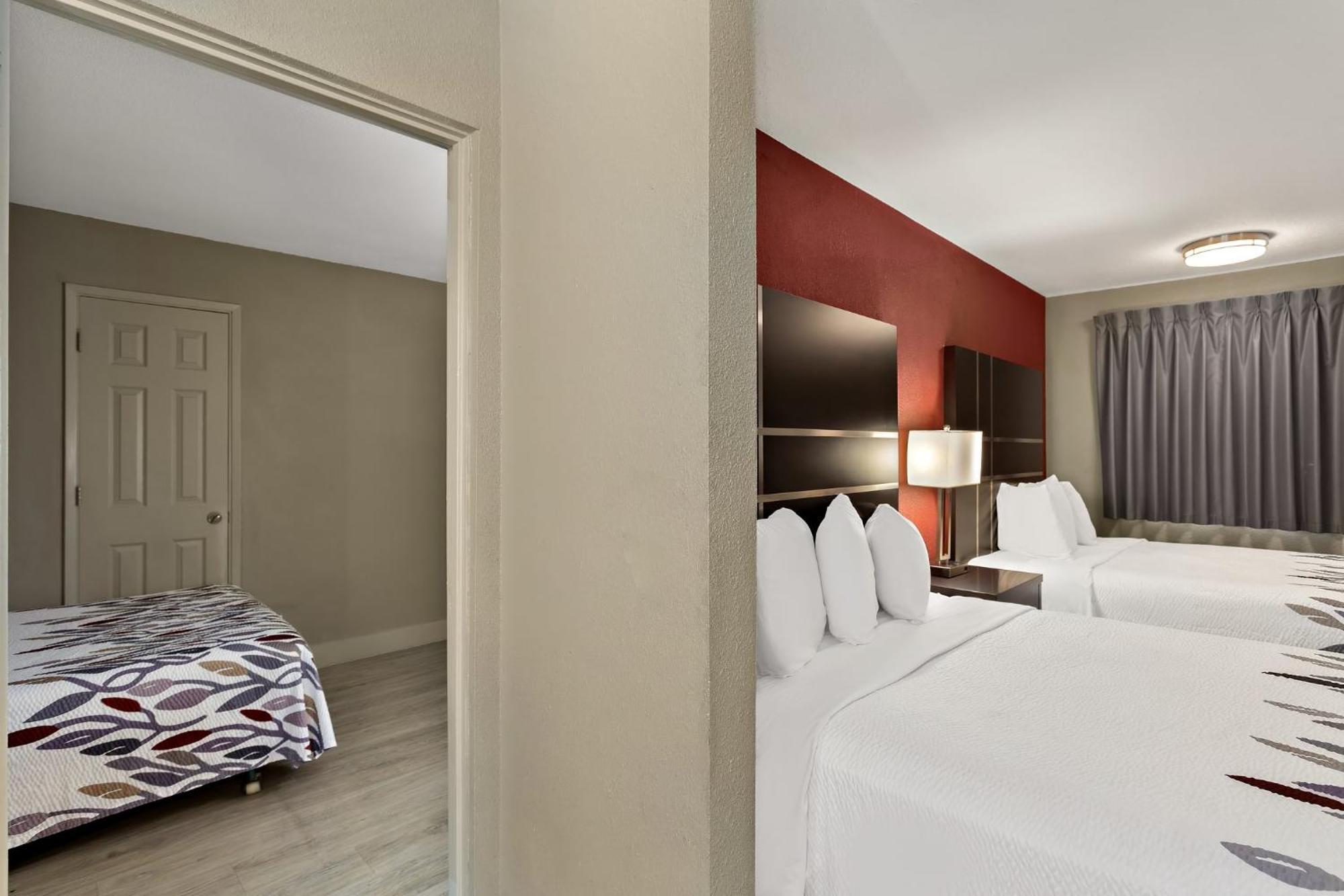 Red Roof Inn ردينغ، كاليفورنيا المظهر الخارجي الصورة