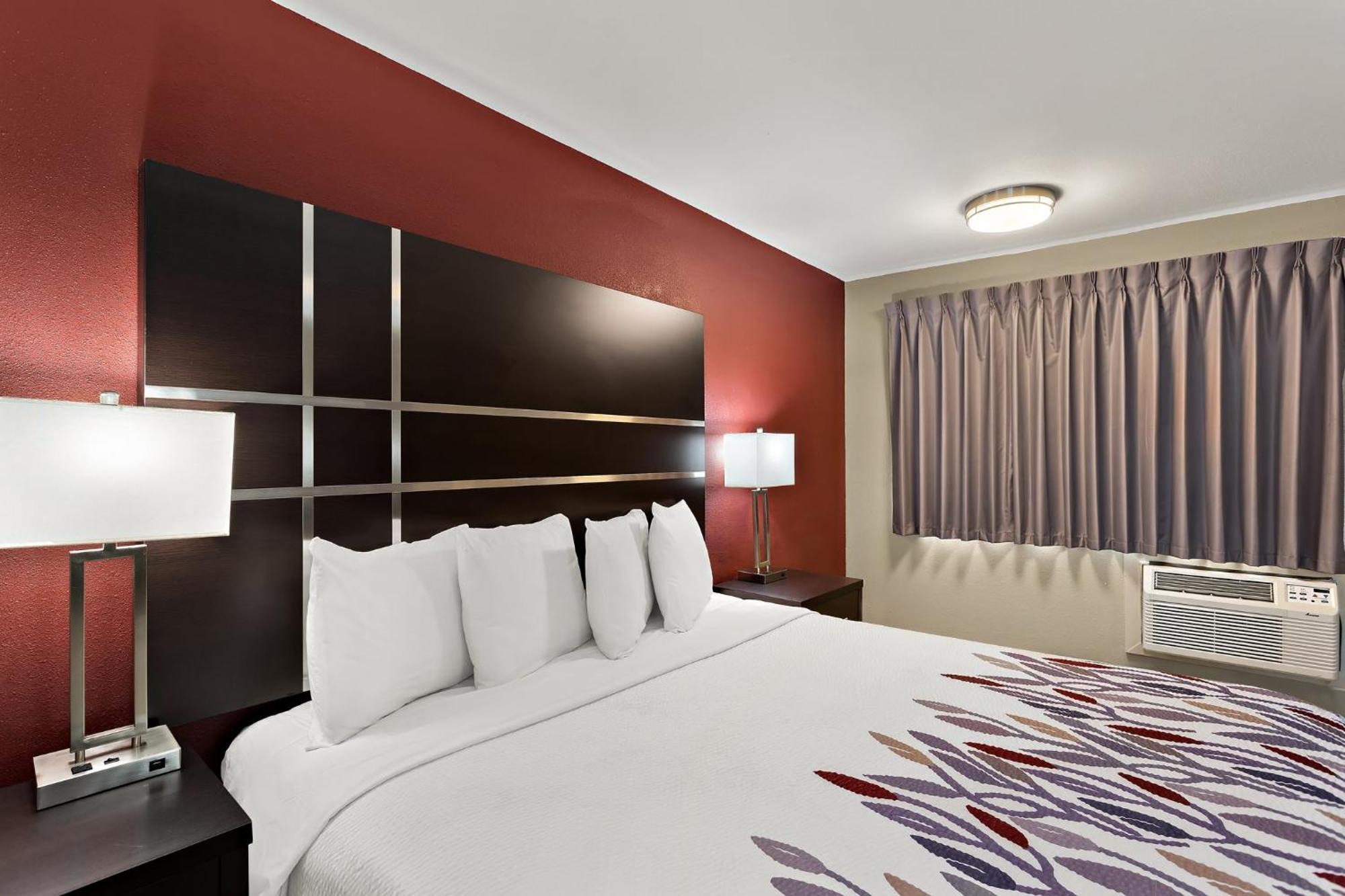 Red Roof Inn ردينغ، كاليفورنيا المظهر الخارجي الصورة