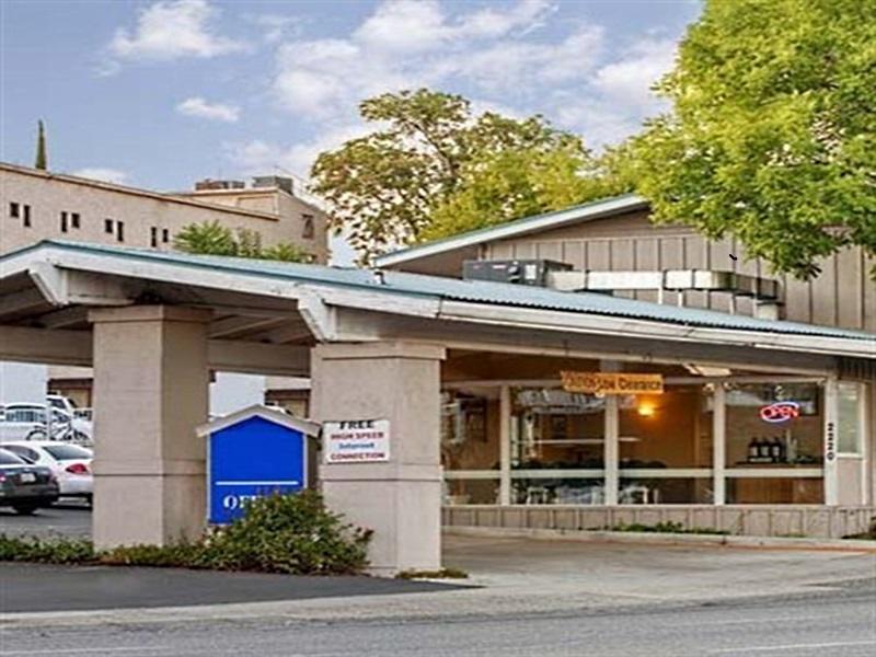 Red Roof Inn ردينغ، كاليفورنيا المظهر الخارجي الصورة